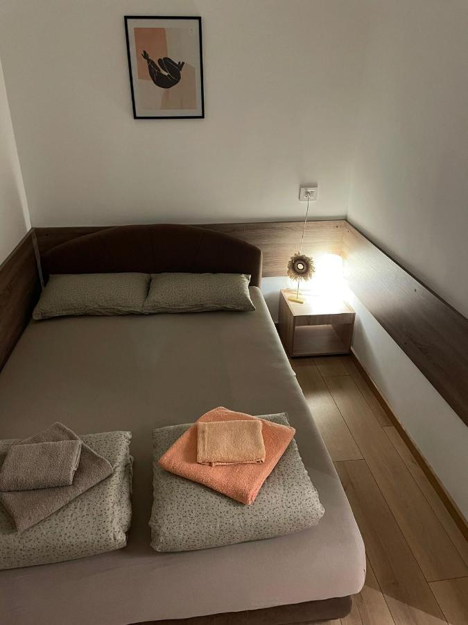 Apartman Mik Nowy Sad Zewnętrze zdjęcie